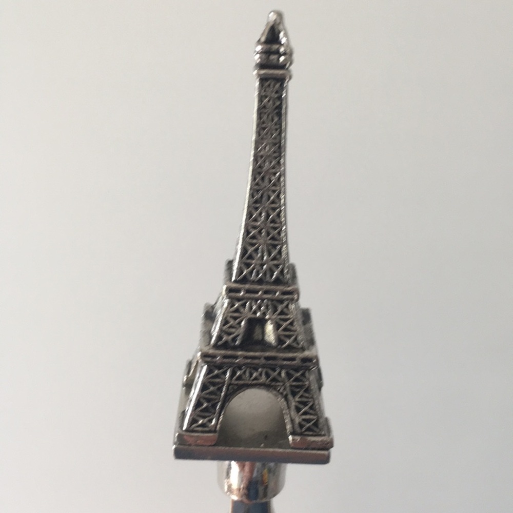 Meet your Posher, Linda